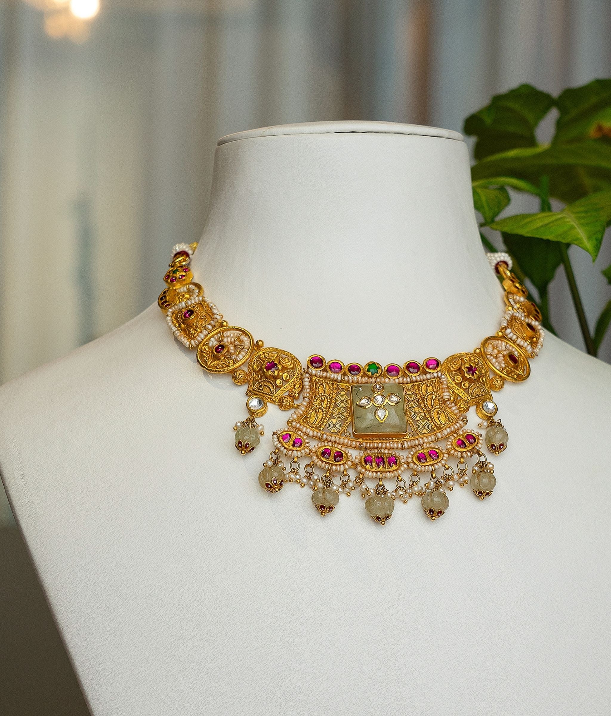 Sapna 22kt Gold Necklace Set