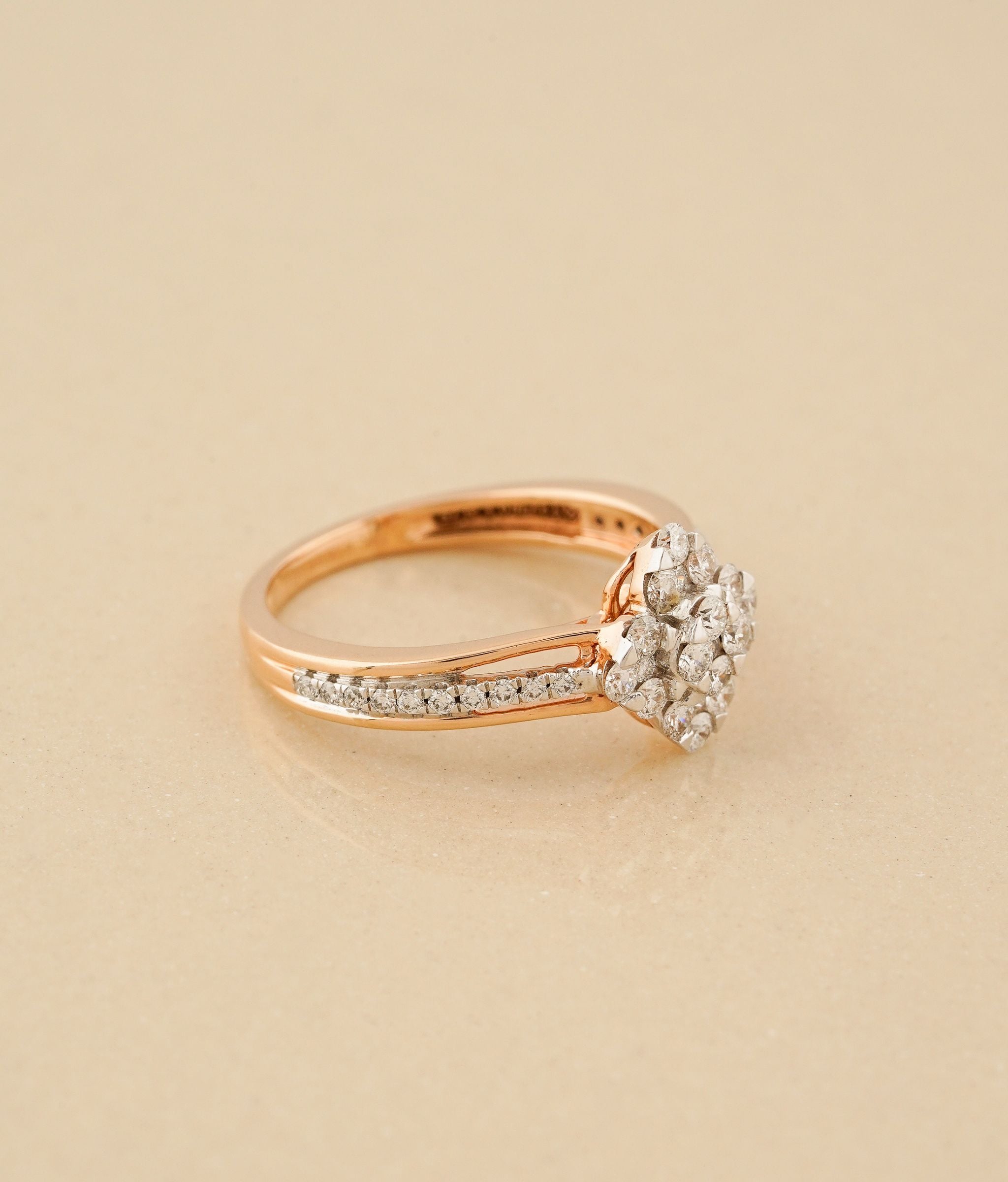 Ahalya 18k Gold & Diamond Ring