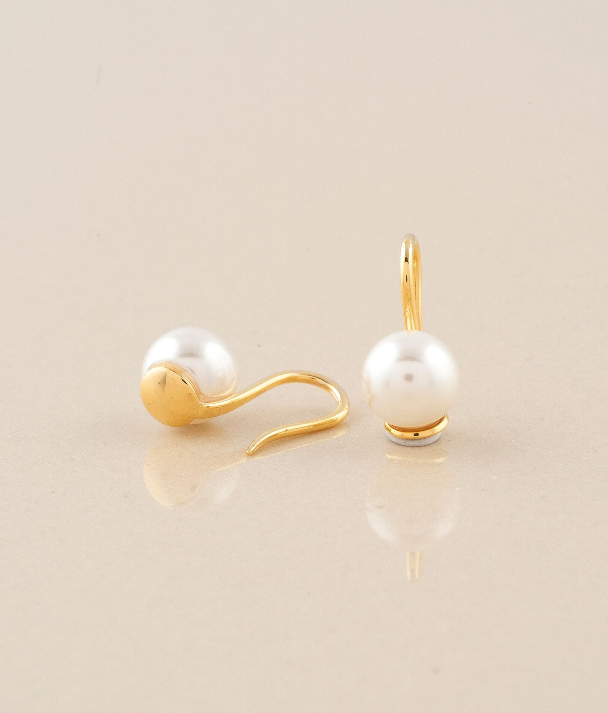 Audrey Pearl Earrings