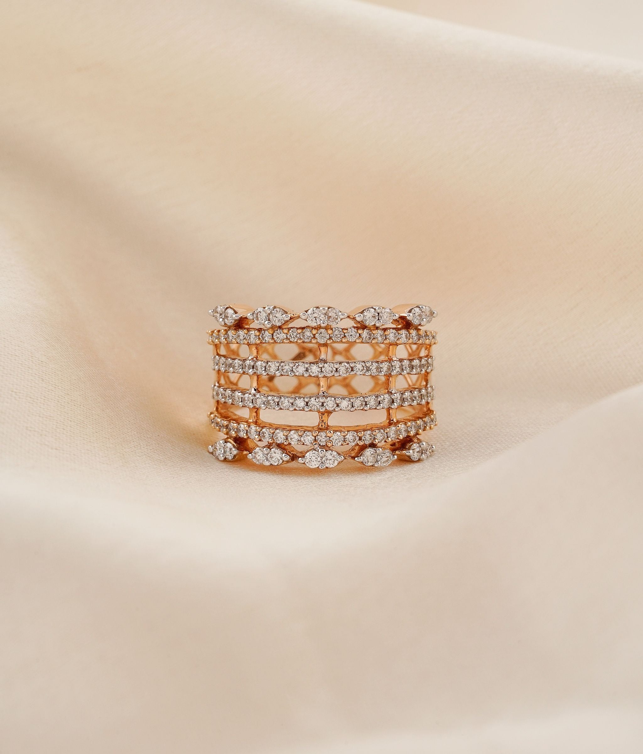 Band Of Gold & Diamonds Ring