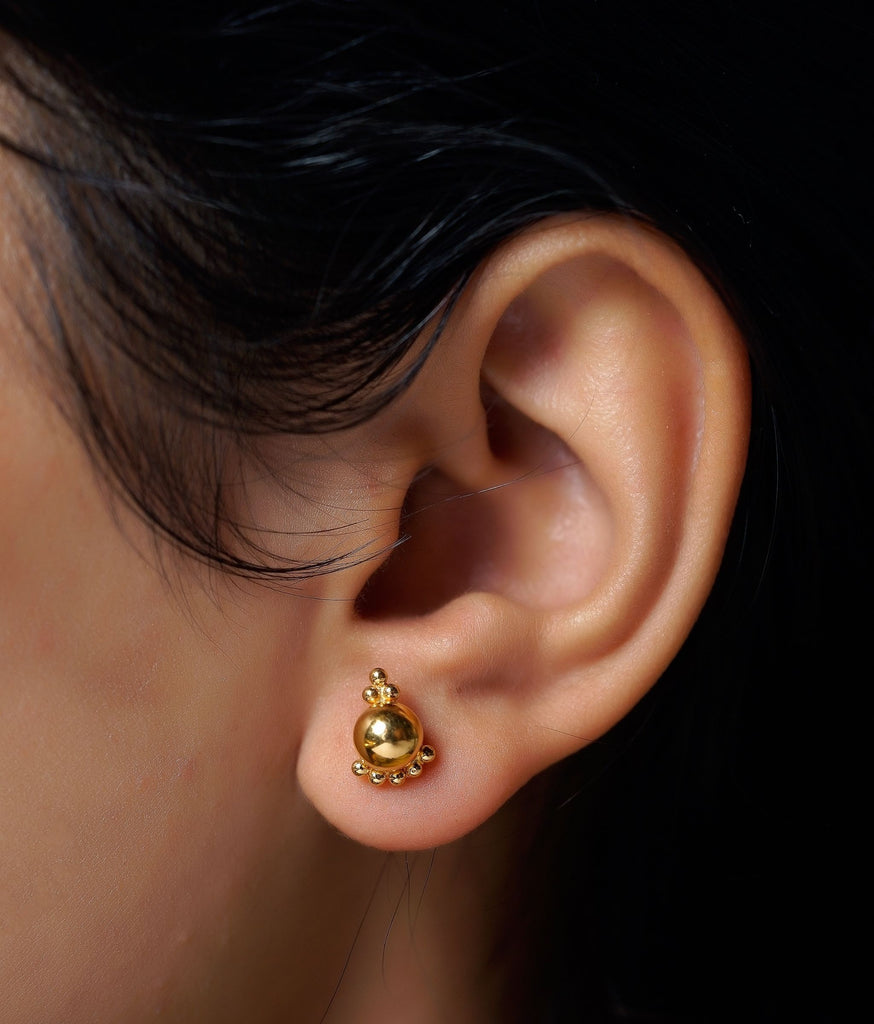 Nira 22k Gold Stud Earrings