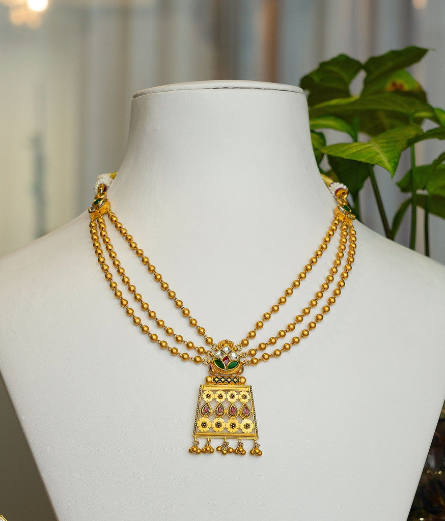 Divyaara 22kt Gold Necklace Set