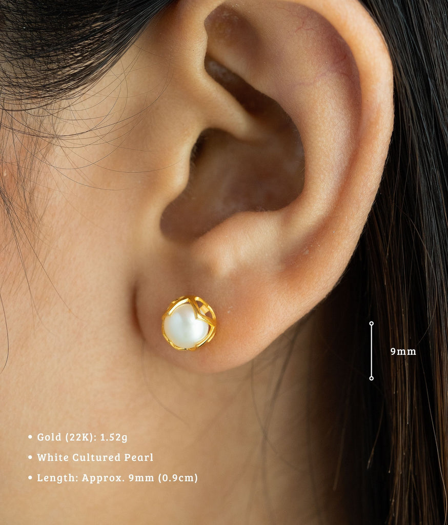 22k Gold Eliza Pearl Studs 