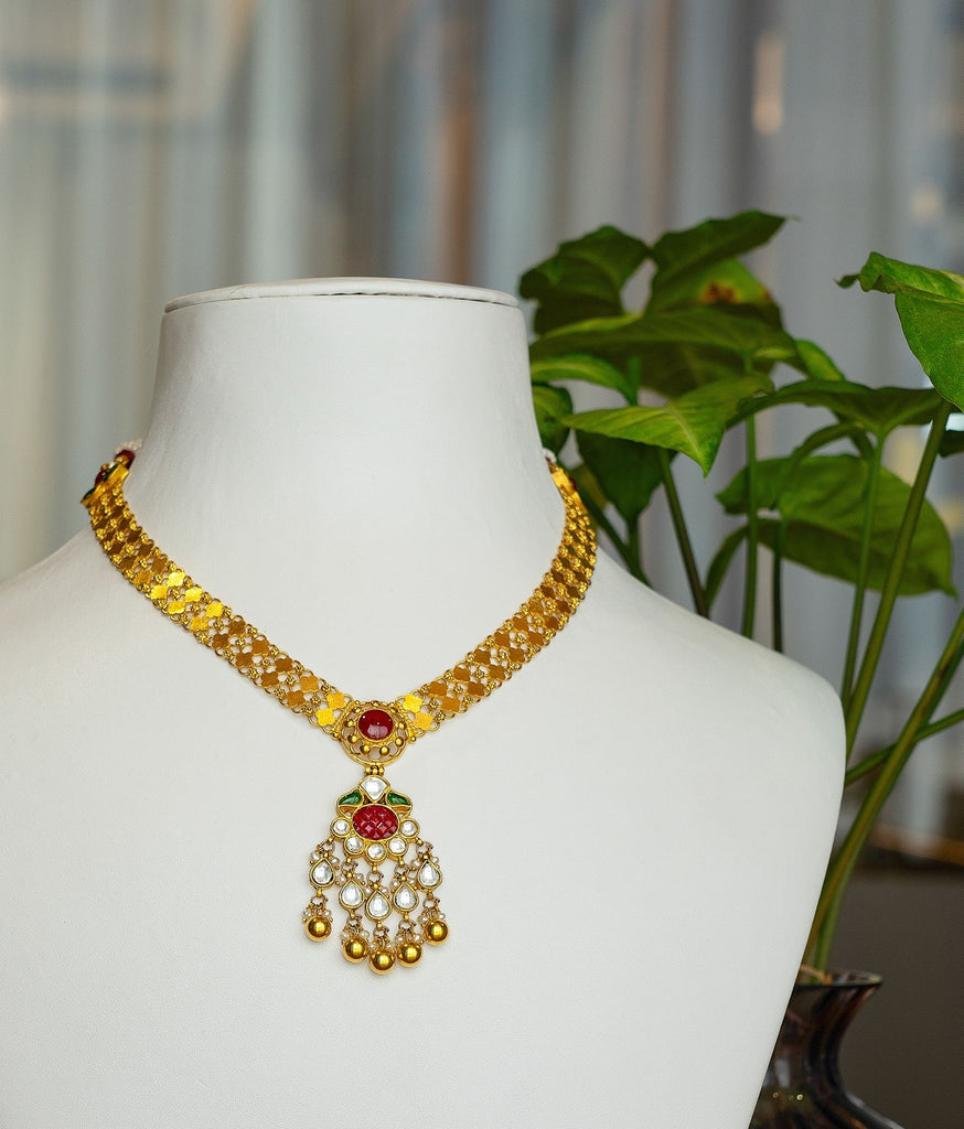 Ishani 22kt Gold Choker Set