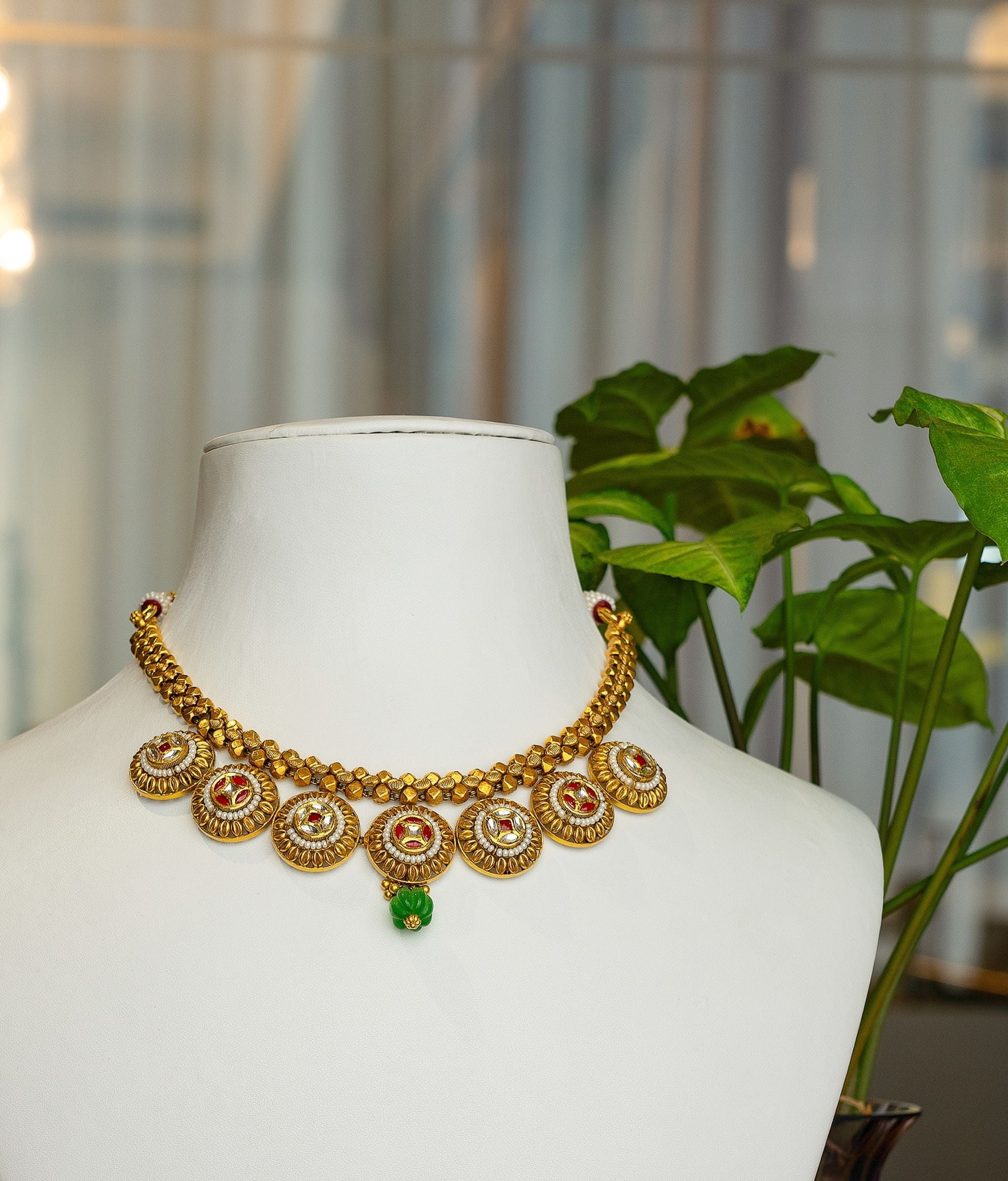 Meera 22kt Gold Choker Set