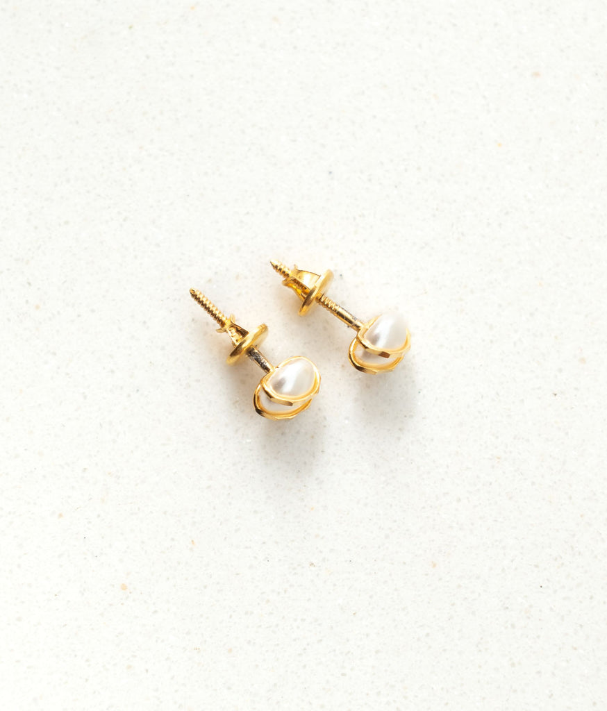 Diya Gold Pendant Set
