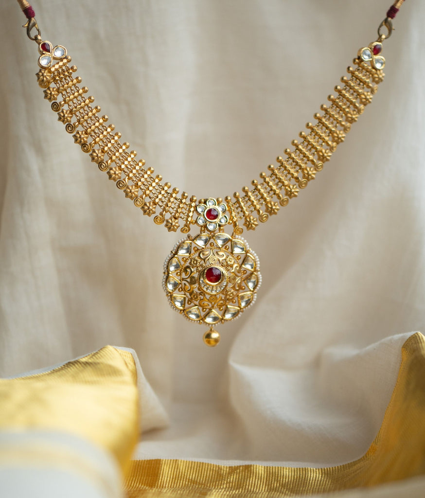 Seetla Antique 22K Gold Set