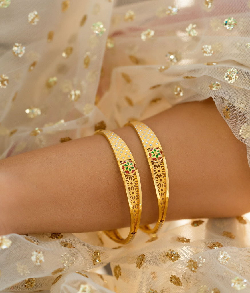 Aaliya Gold Bangles Set Of 2