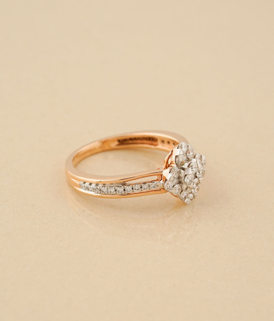 Ahalya 18k Gold & Diamond Ring