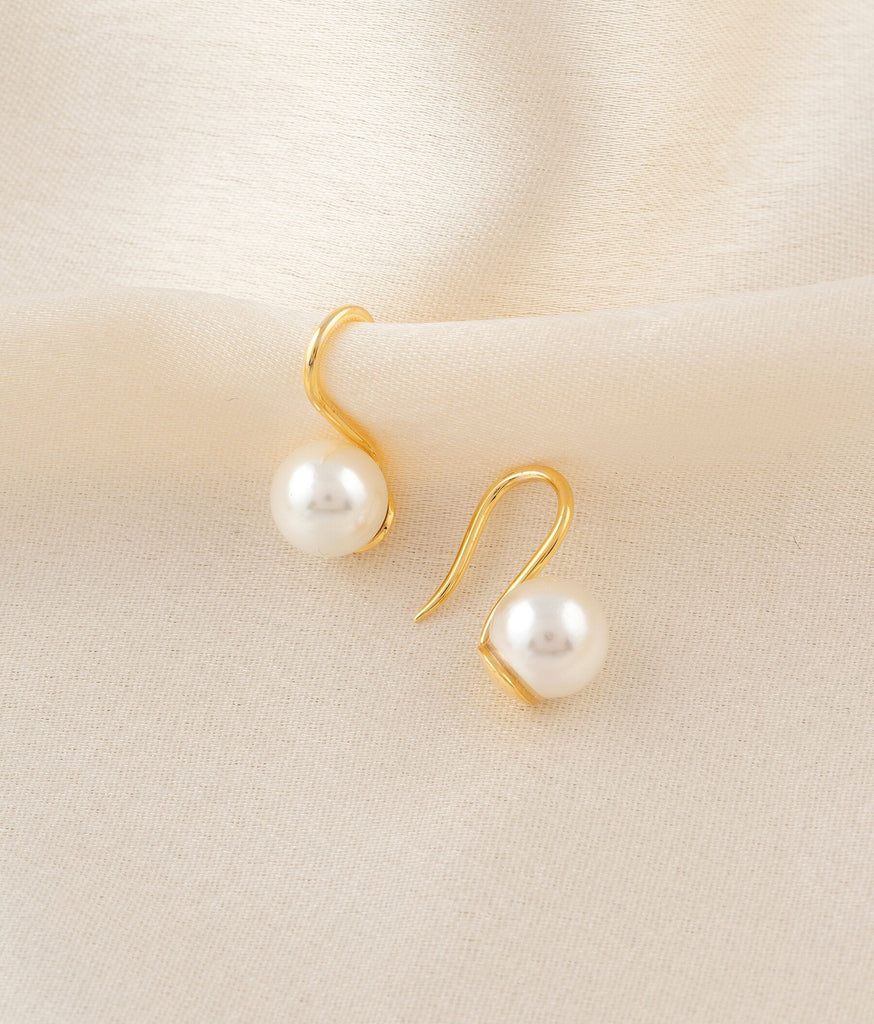 18k Gold Audrey Pearl Earrings