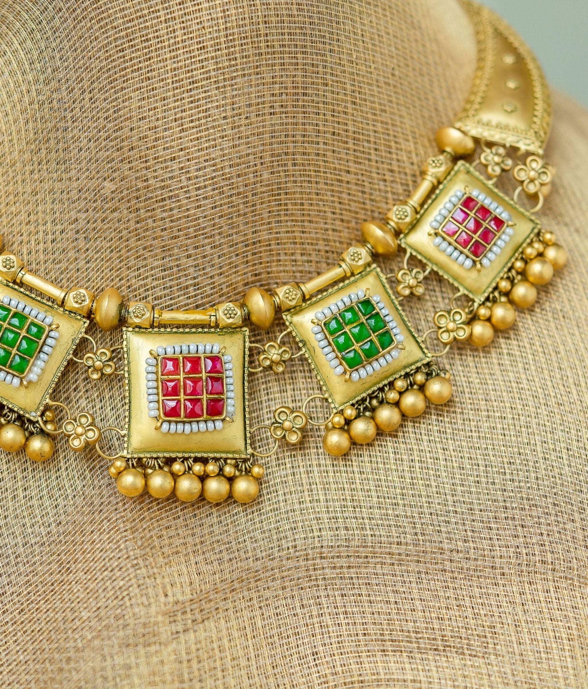 Avani Gold Choker Set