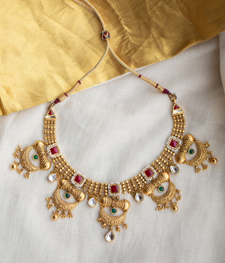 Avantika Antique 22k Gold Pendant Necklace Set 