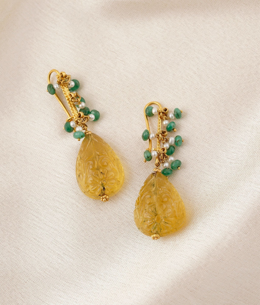 Delilah 18k Gold Pearl Earrings