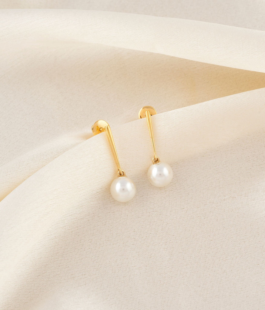 18k Gold Dove Pearl Earrings