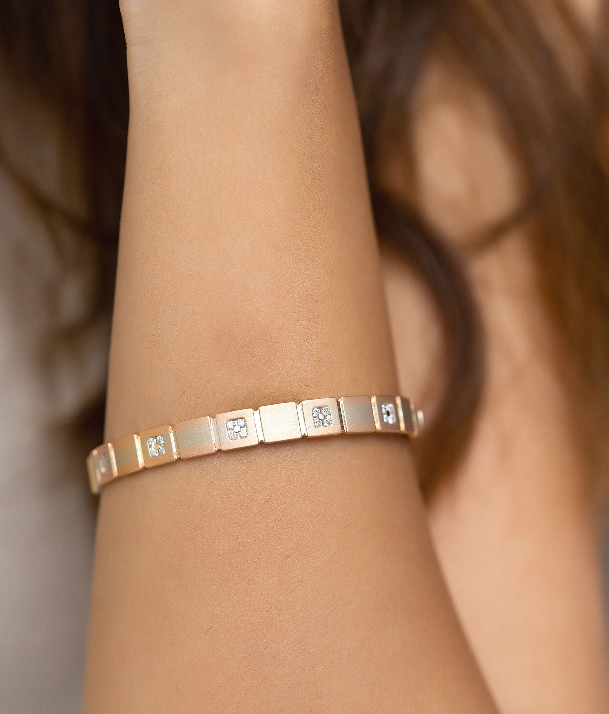 Eve 18K Gold Diamond Bangles