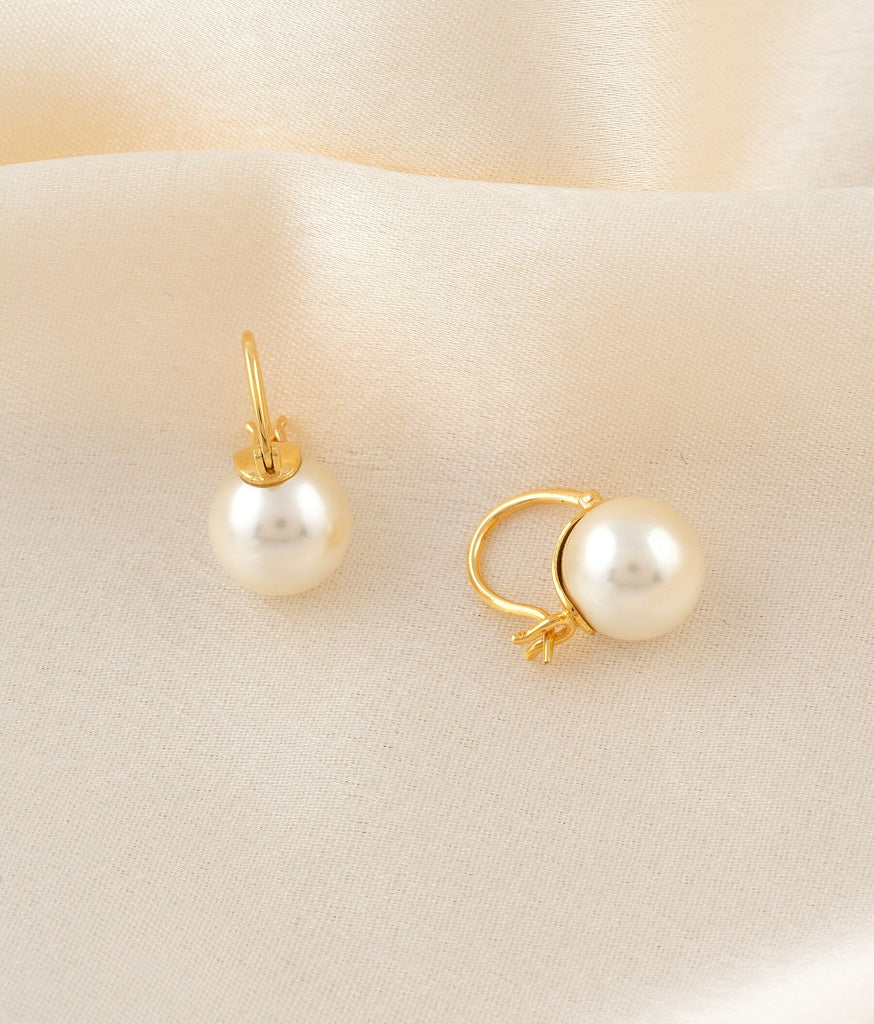 Fire & Ice 18kt Gold Pearl Earrings