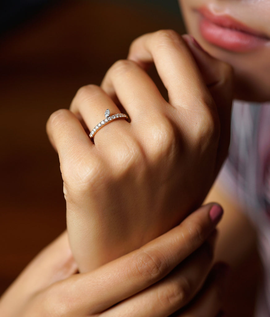 Infinity 18K Gold & Diamond Ring