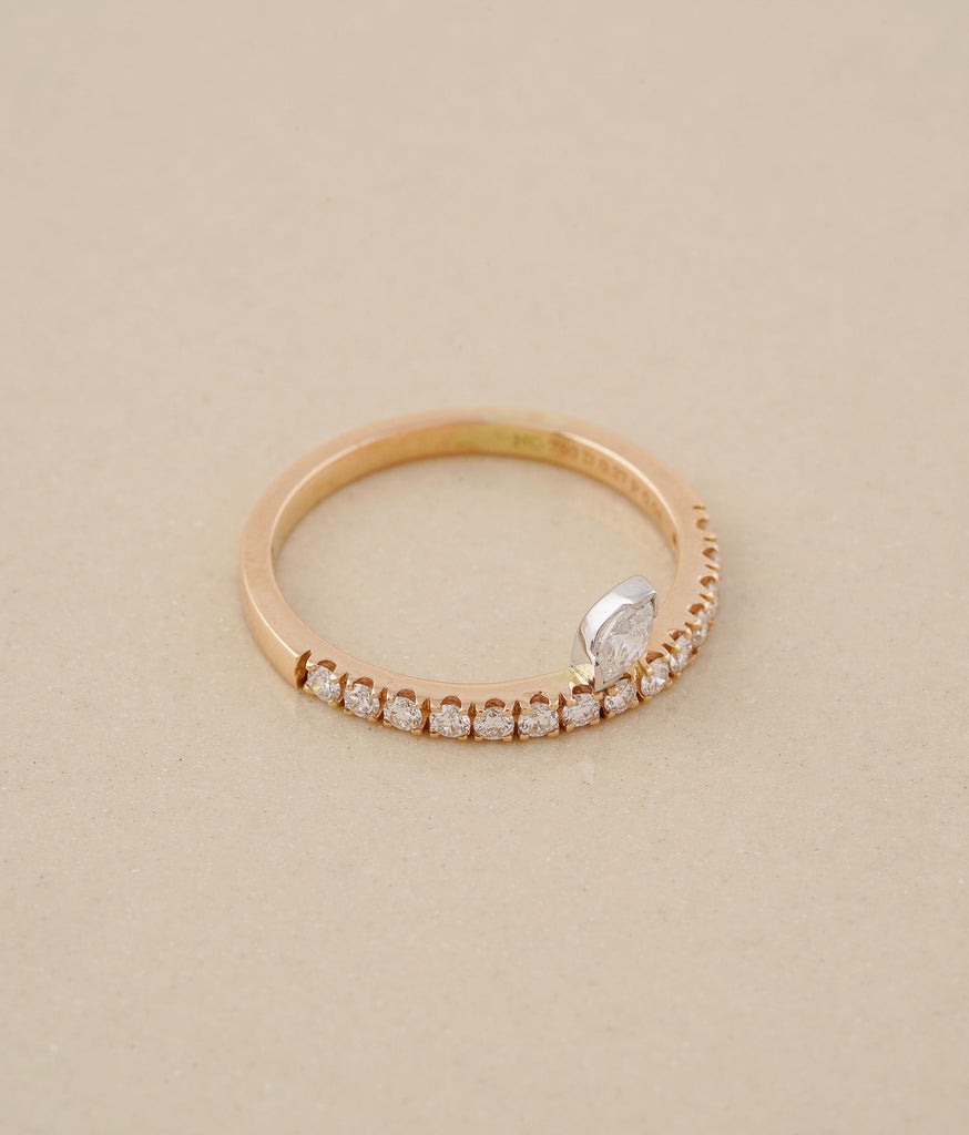 Infinity 18K Gold & Diamond Ring