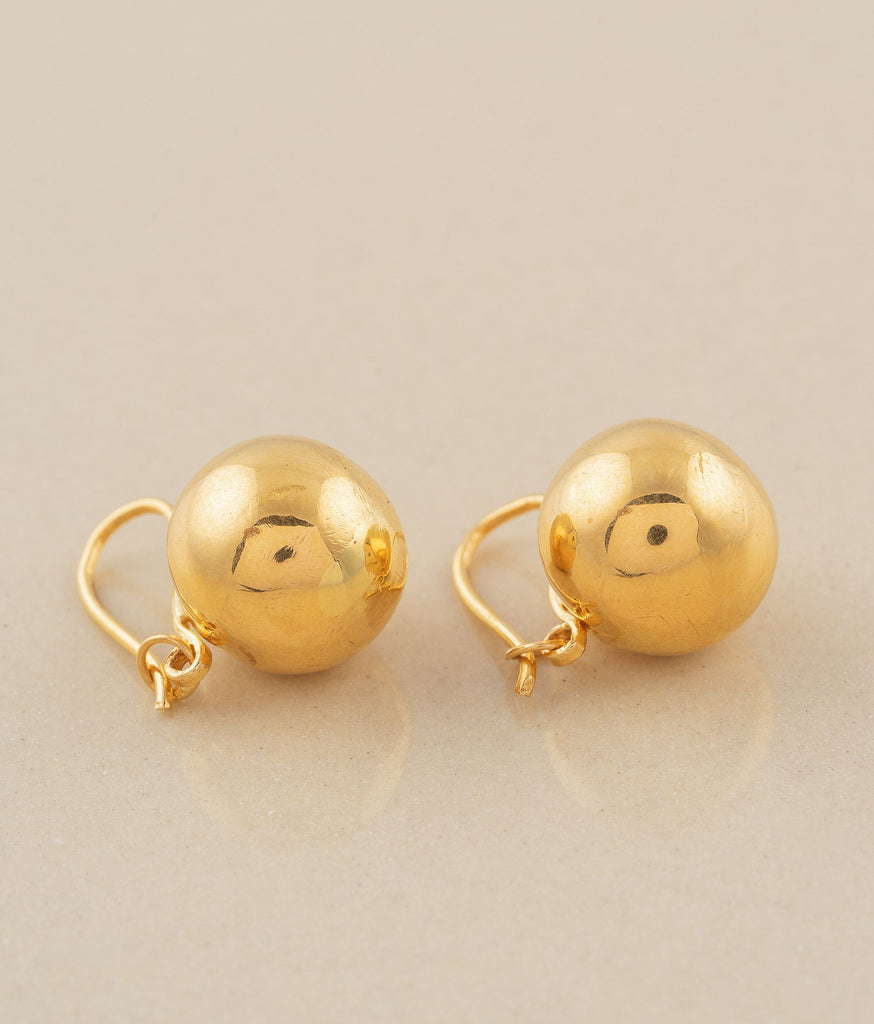 Jasmine 22kt Plain Gold Ball Earrings