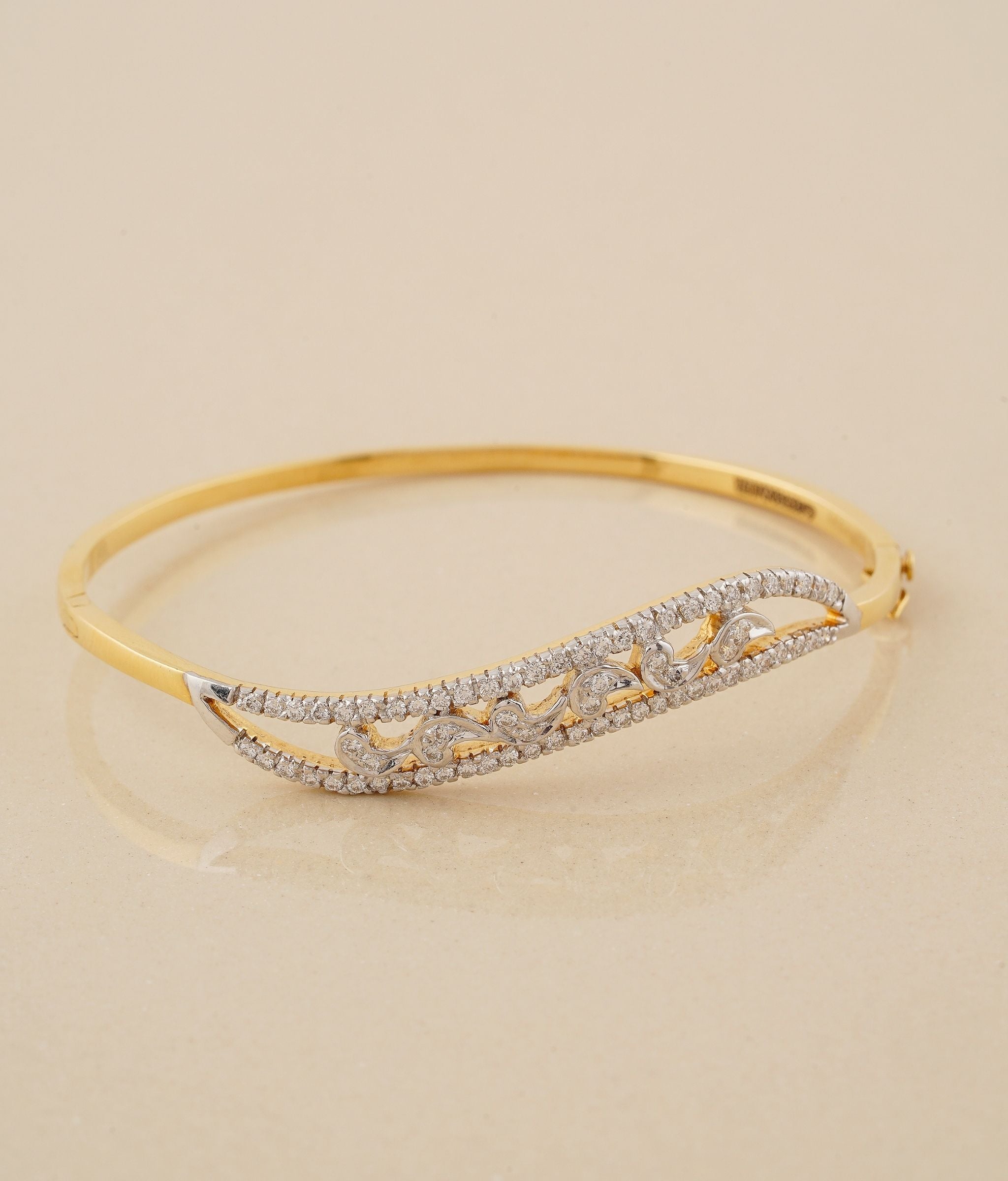 Kiara 18K Gold Diamond Bracelet