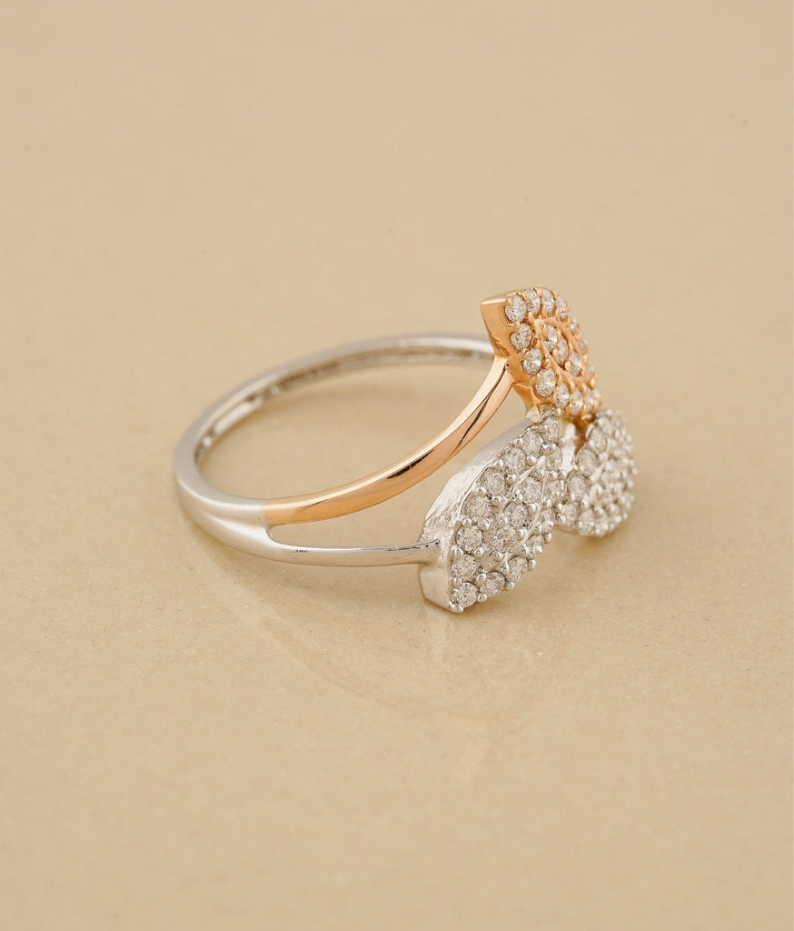 Kriti 18k Gold & Diamond Ring