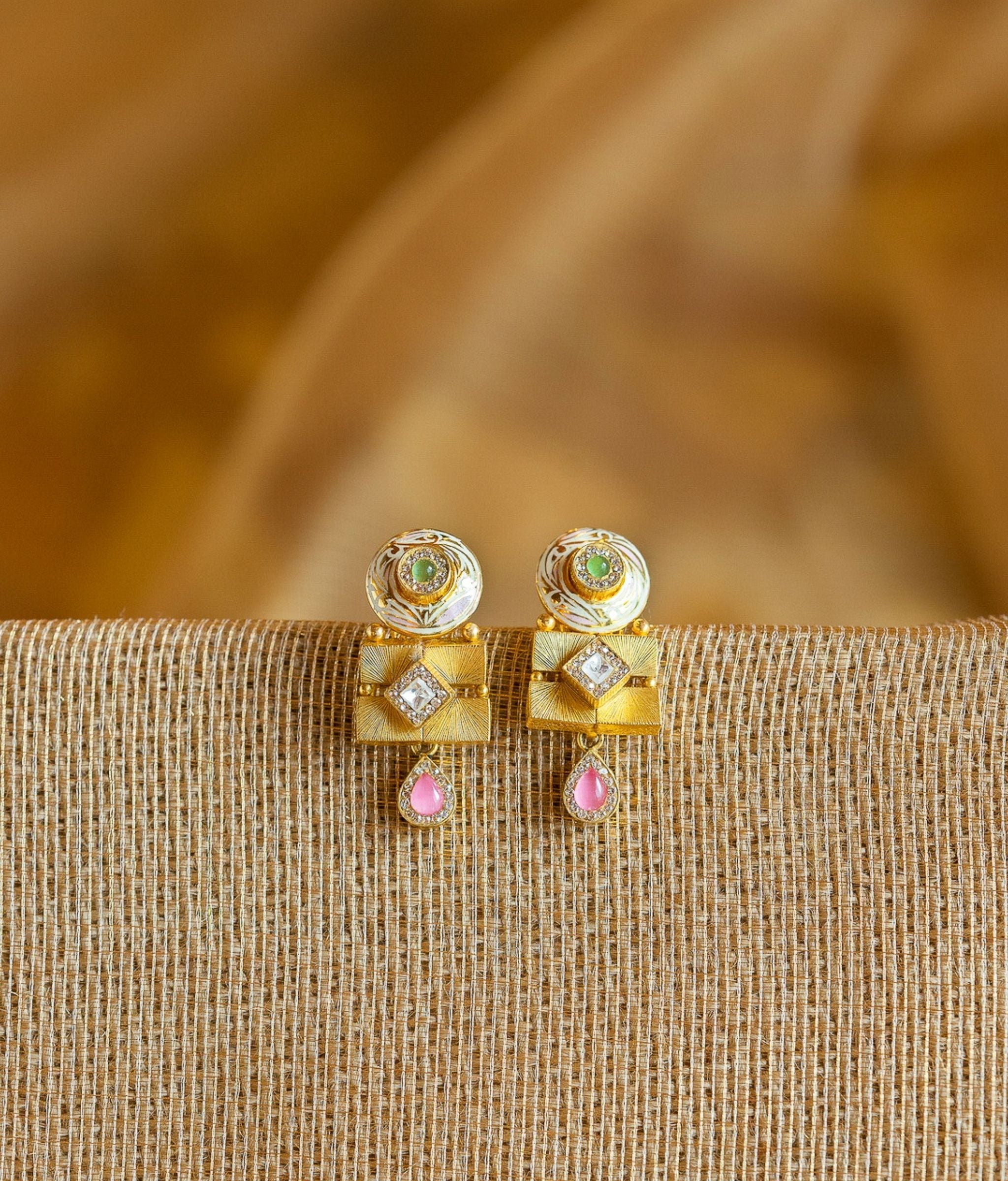 Kumud 22K Gold Jadau Choker Set