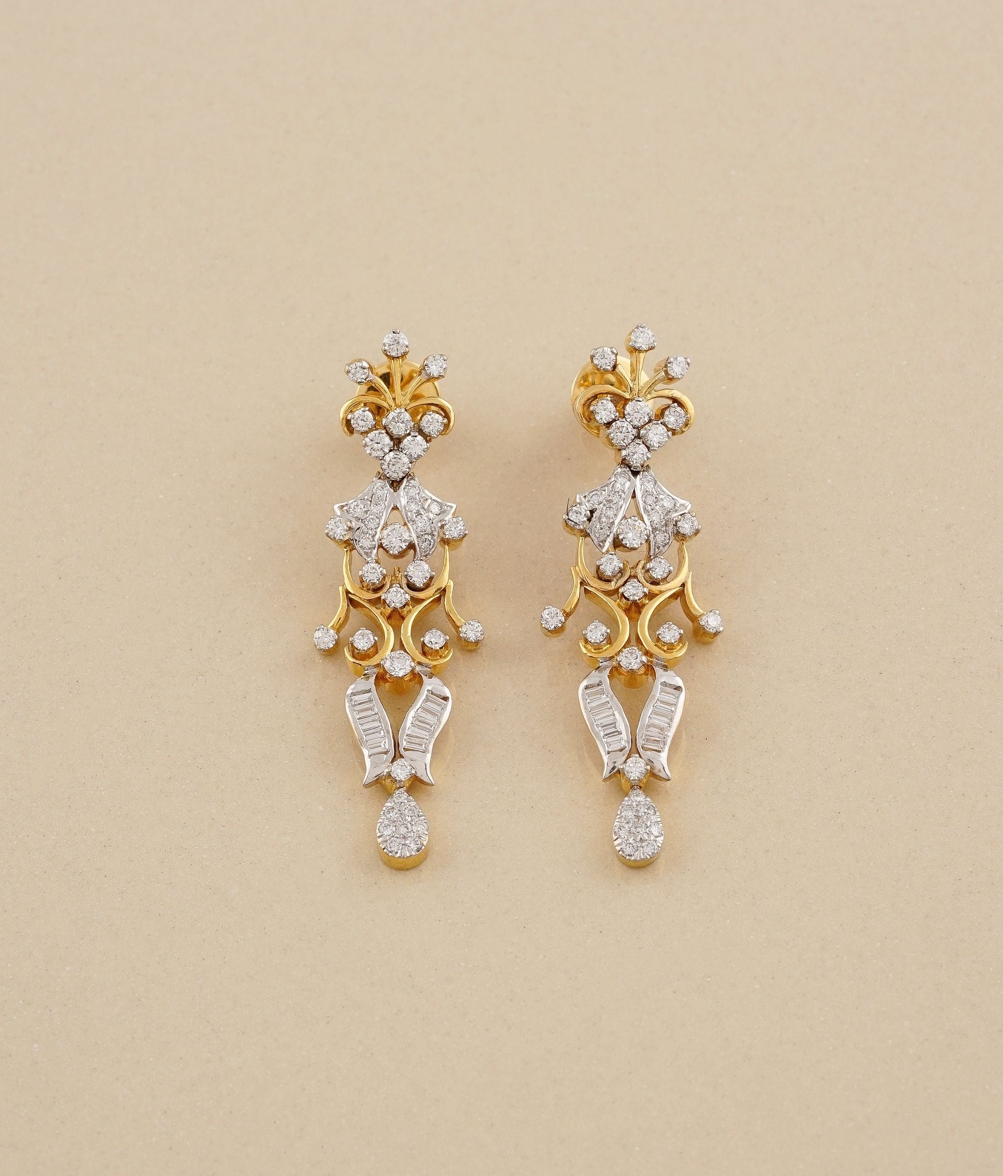 Lyrical Melody Gold & Diamond Earrings