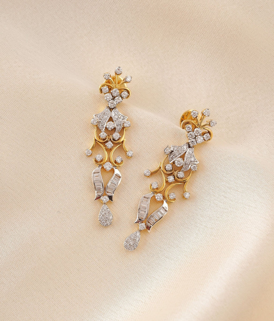 Lyrical Melody Gold & Diamond Earrings