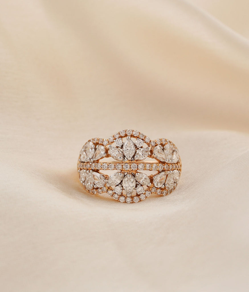 Meha Gold & Diamond Ring