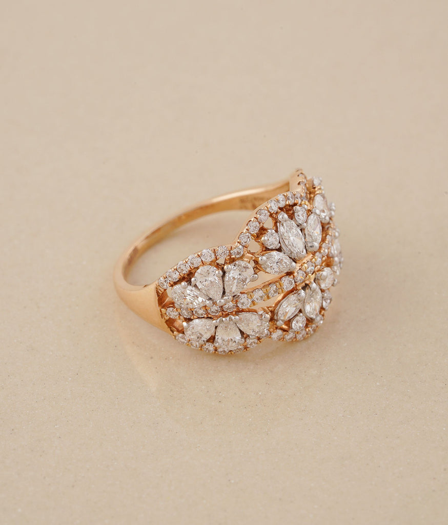 Meha Gold & Diamond Ring