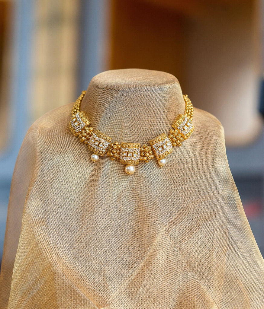 Naina 22K Gold Choker Set With Studs