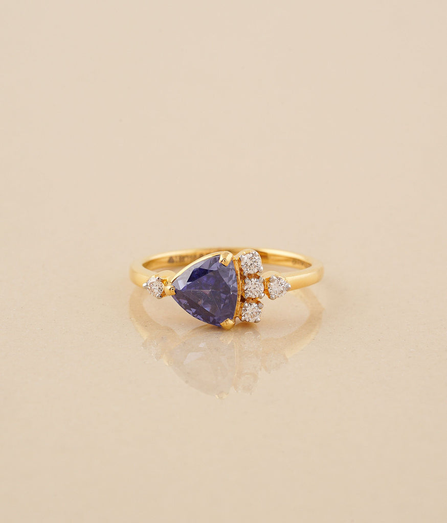 Neel Sapphire Gold & Diamond Ring