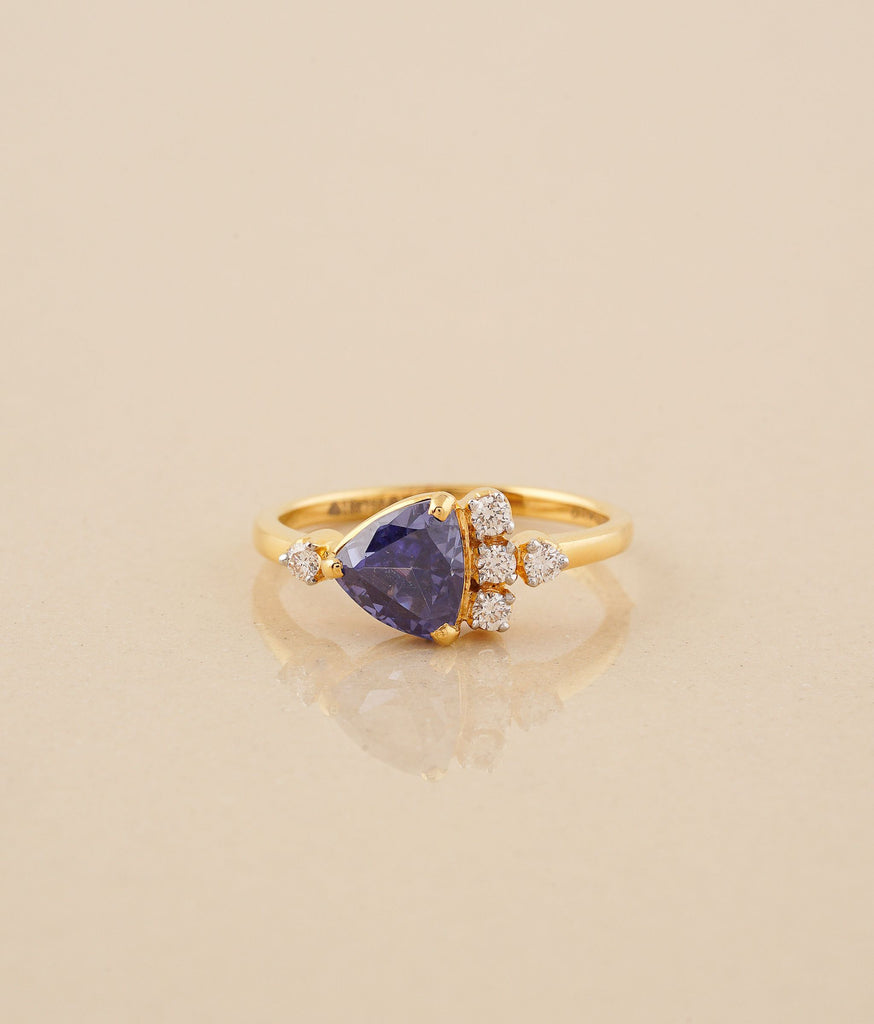 Neel Sapphire Ring