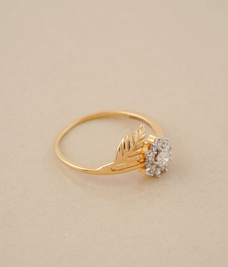 Nyra Petal & Flower Design Gold Ring