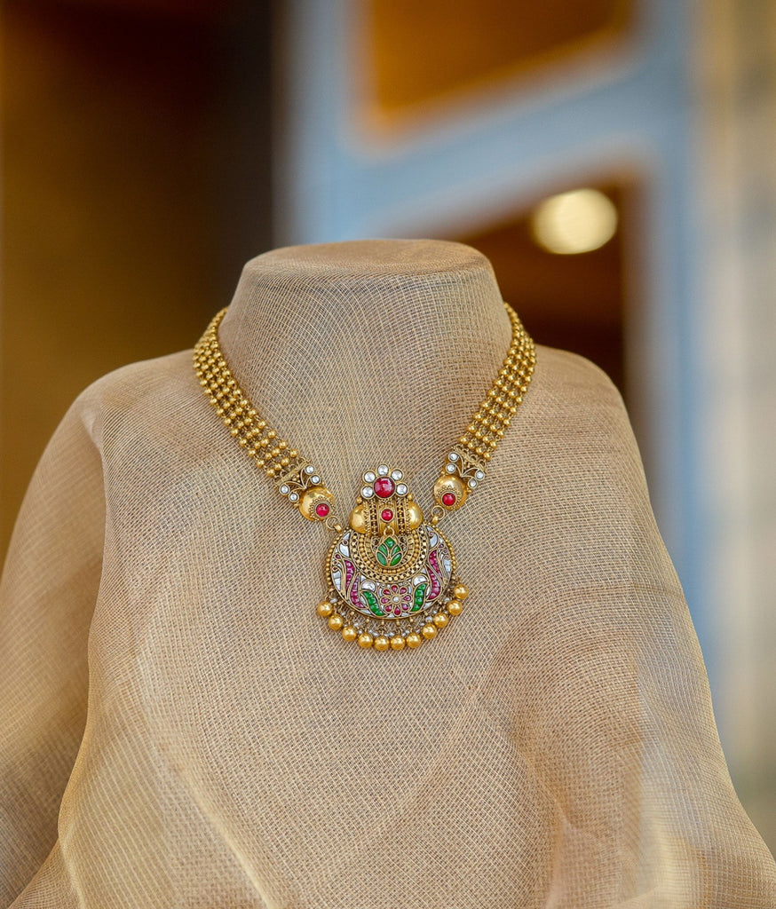 Antique gold necklace online deals