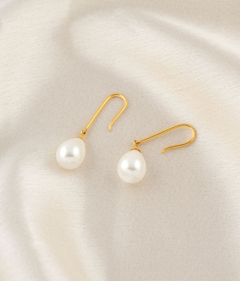 9ct yellow gold pearl earrings - Max Wilson Diamond Jewellers