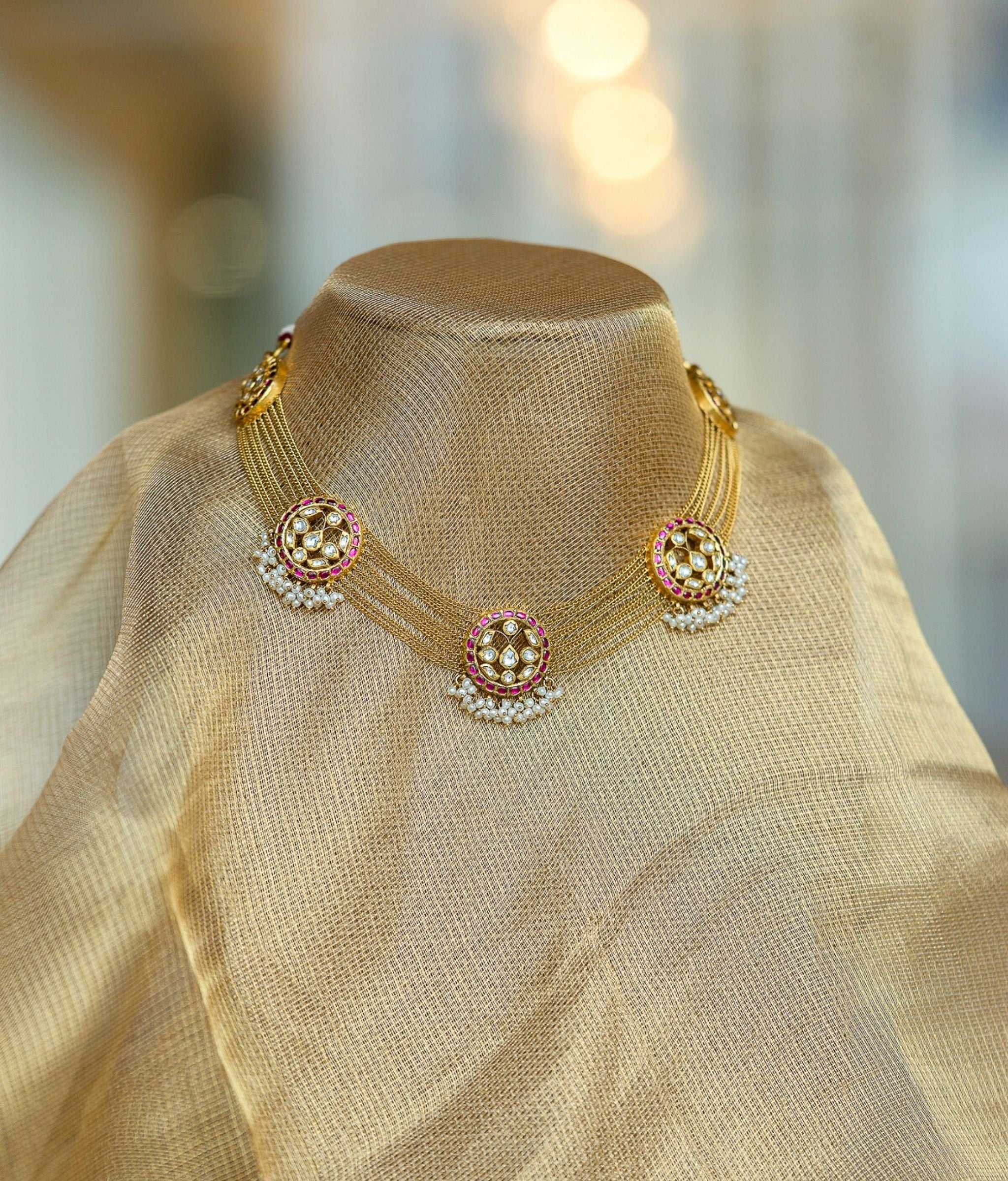 Praniti 22K Gold Necklace Set