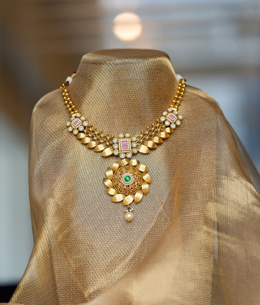 Vinita Gold Necklace