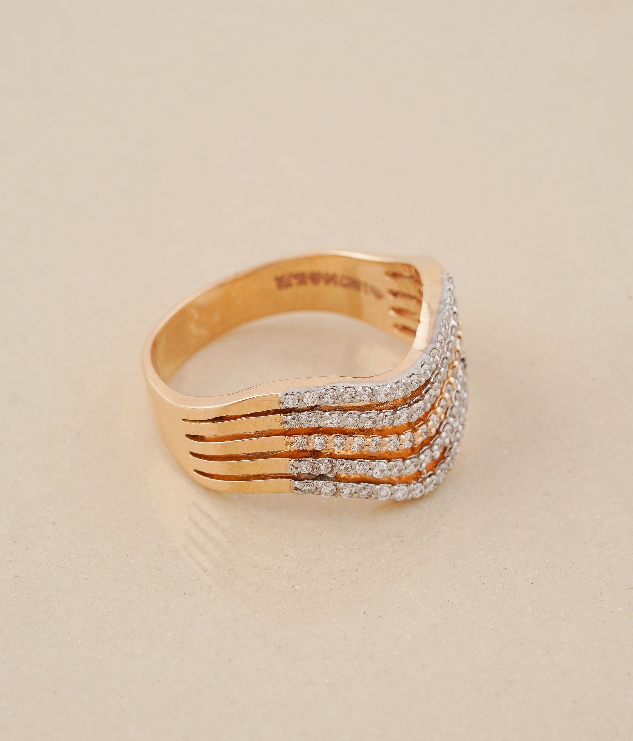 Wave Gold & Diamond Ring
