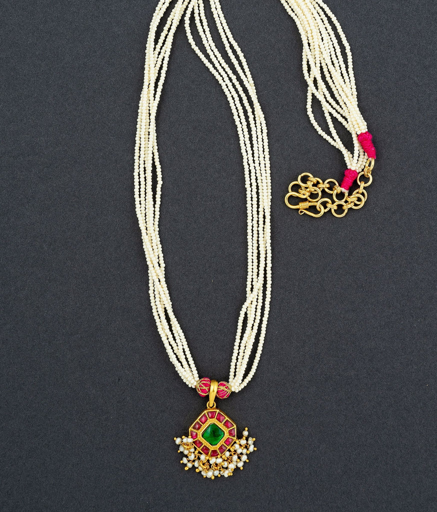 Baani Silver Necklace Set