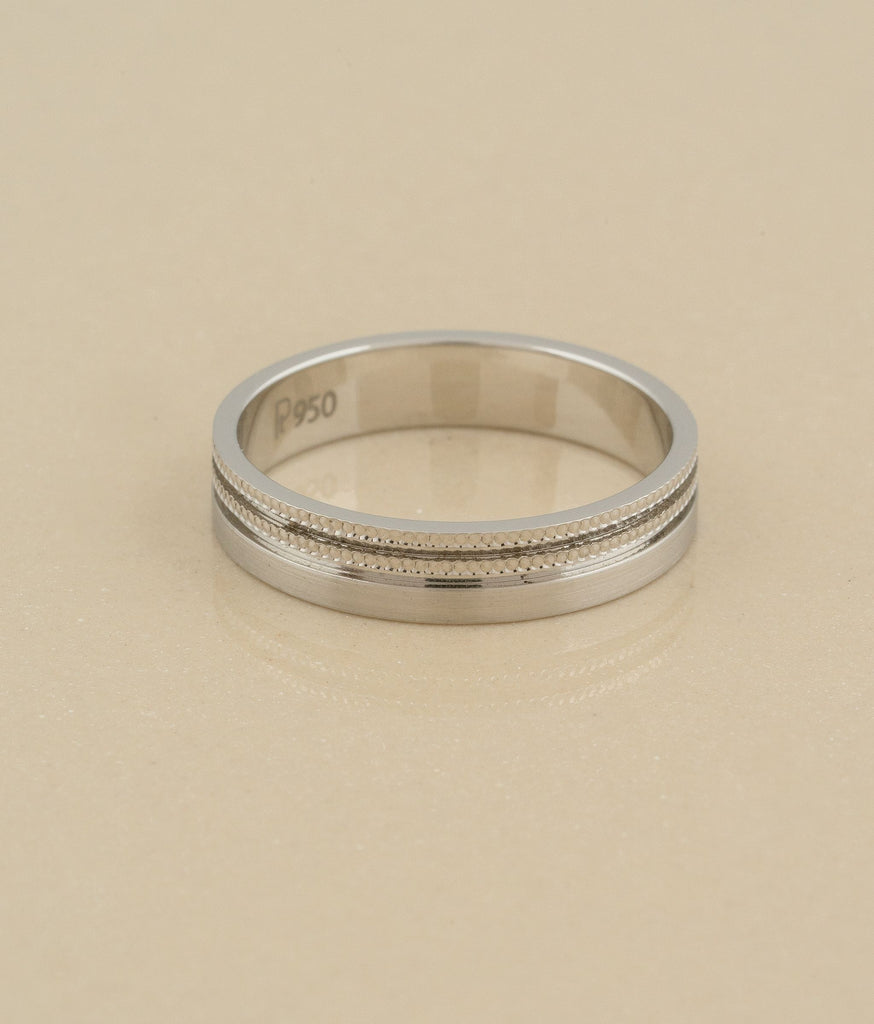 Classical Men's Platinum Ring